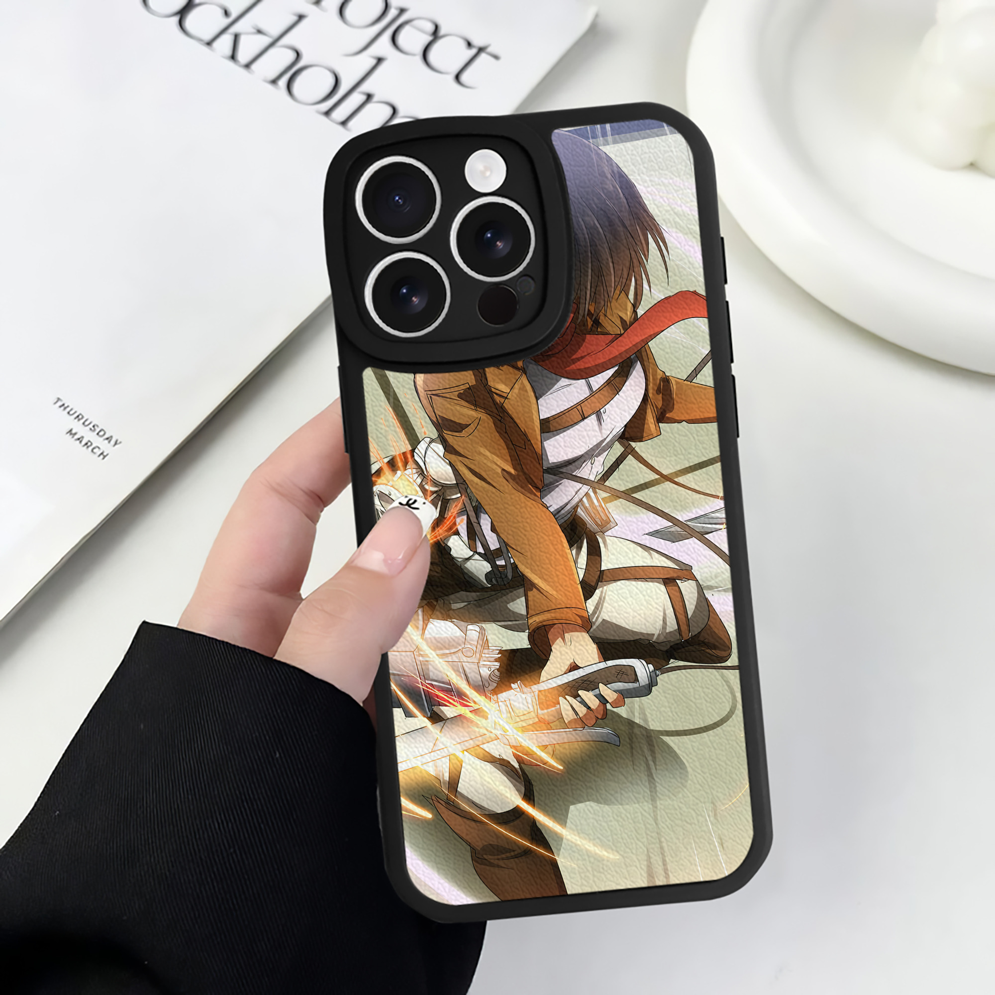 （画像用） 進撃の巨人 Attack on Titan 【iPhone 16シリーズ対応】シリコンスマホケース（レザー調） 材質：シリコン